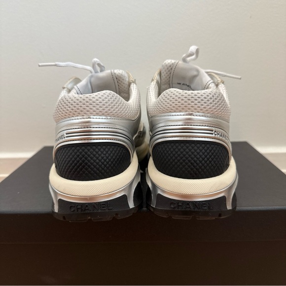 Chanel Sneakers Fabric Laminated Calfskin Stretch Women  | size 38 - Picture 6 of 10